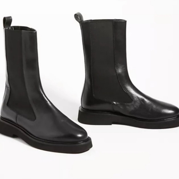 New Pilcro Anthropologie Black Patent Leather Chelsea Ankle Boot - Picture 2 of 14